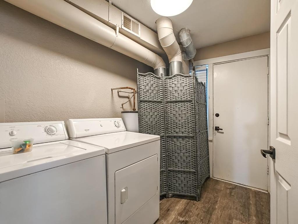 Heart Of Westport 1Br Villa Kansas City Eksteriør bilde